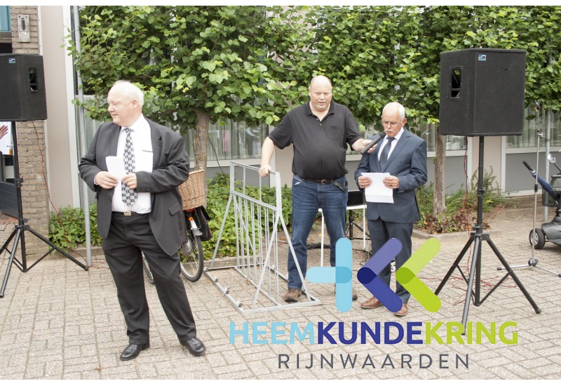 12 -7-2015 Onthulling grafsteen Herwen Coll. P.Snip- HKR (7)